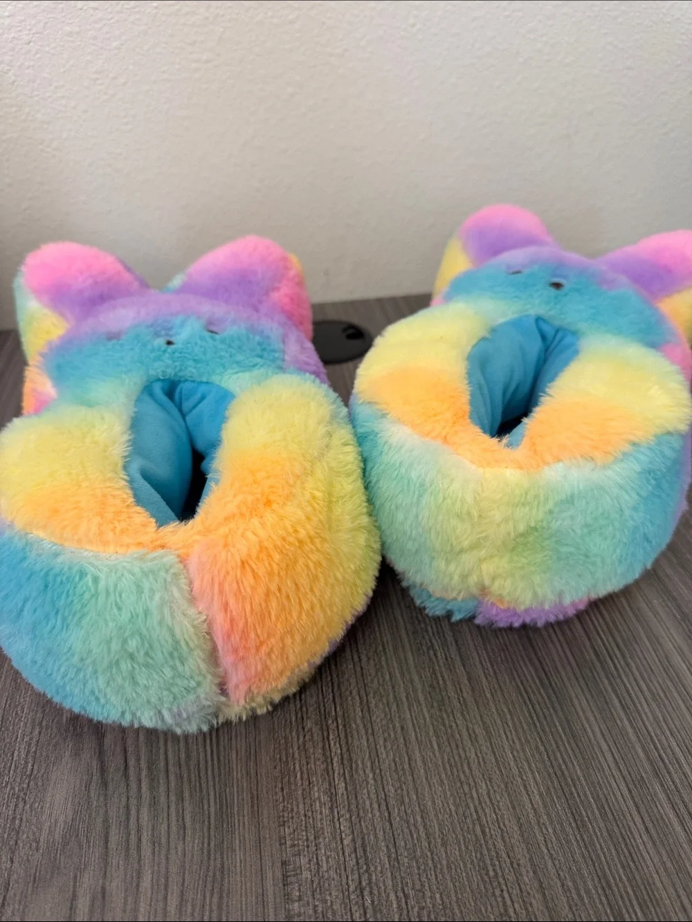 PEEPS Rainbow Plush Slippers